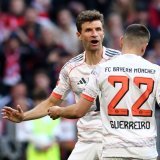 Thomas Müller (de face) a vécu une belle dernière soirée à l'Allianz Arena KEYSTONE/EPA/ANNA SZILAGYI